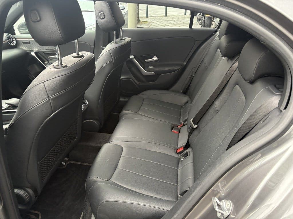 Mercedes-Benz A 250 e Premium Plus foto 13