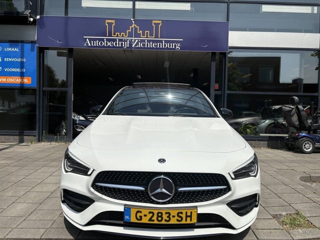 Mercedes-Benz CLA 180 Premium Plus foto 8