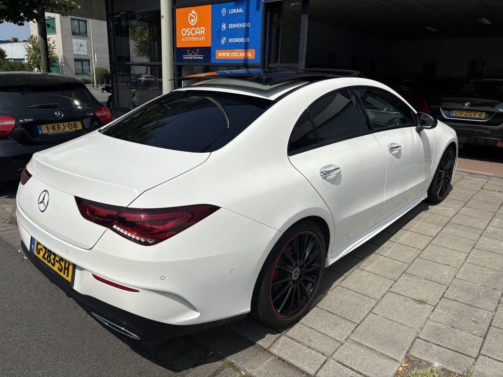 Mercedes-Benz CLA 180 Premium Plus foto 11