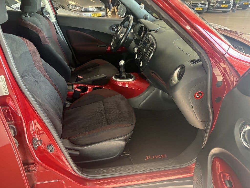 Nissan Juke 1.6 Acenta foto 14