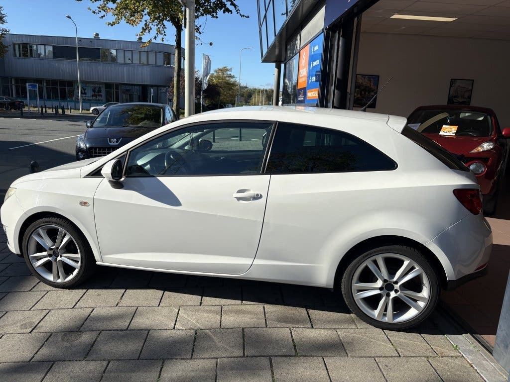 SEAT Ibiza SC 1.4 Sport-up foto 2