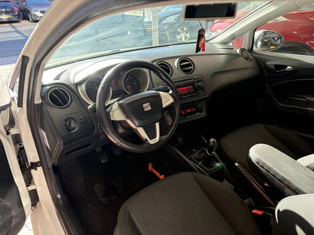 SEAT Ibiza SC 1.4 Sport-up foto 13