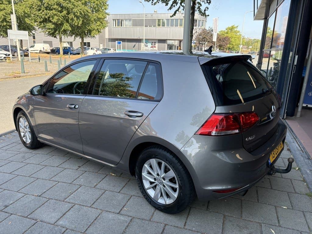 Volkswagen Golf 1.2 TSI Comfortline foto 2