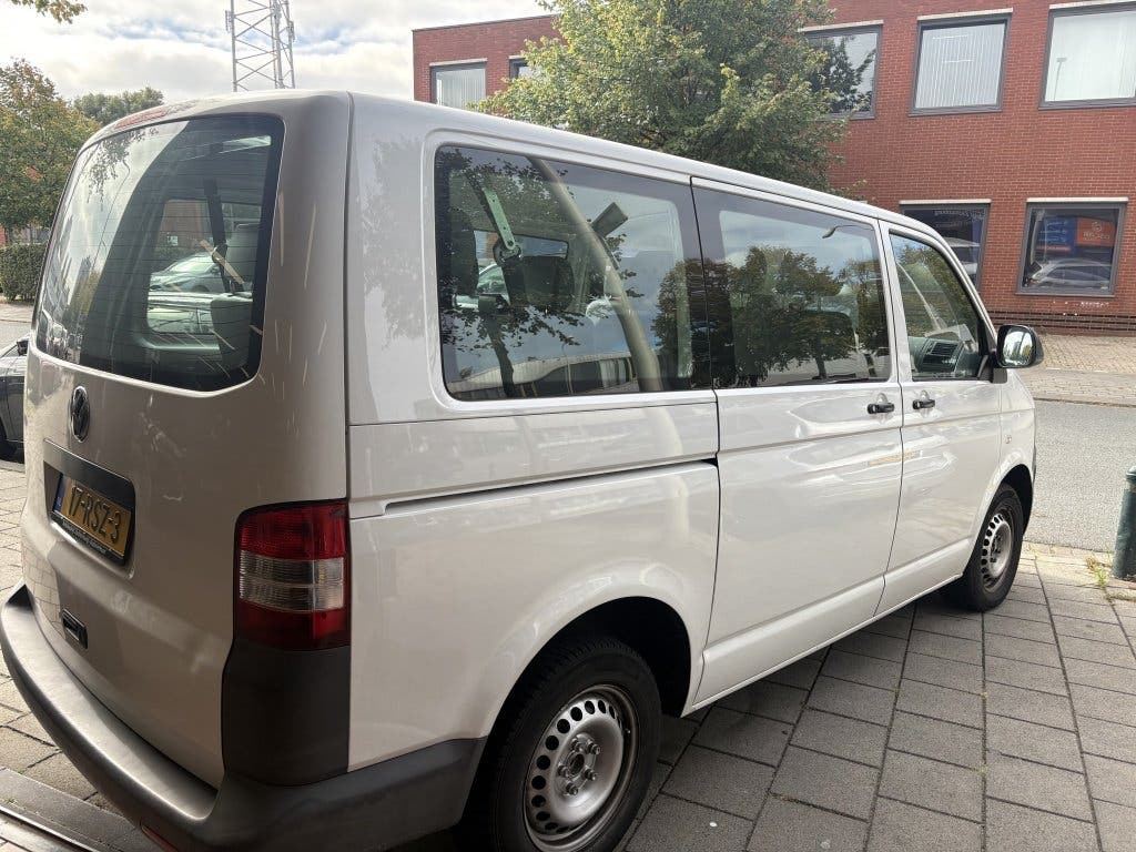 Volkswagen Transporter Kombi 2.0 TDI foto 3