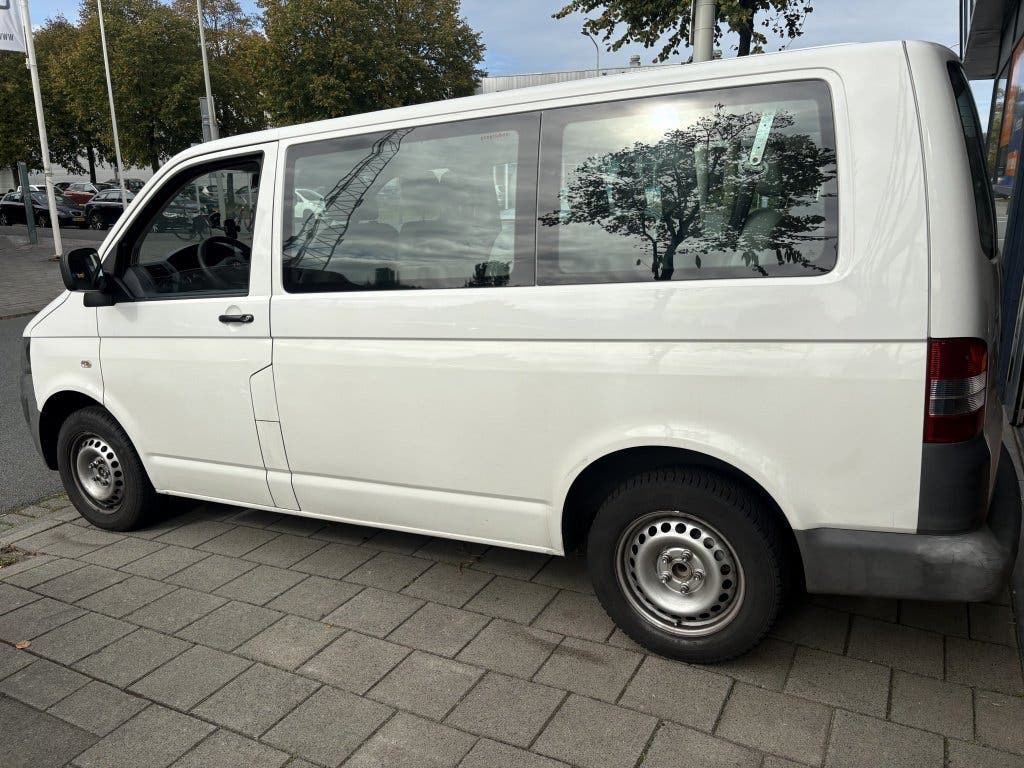 Volkswagen Transporter Kombi 2.0 TDI foto 4