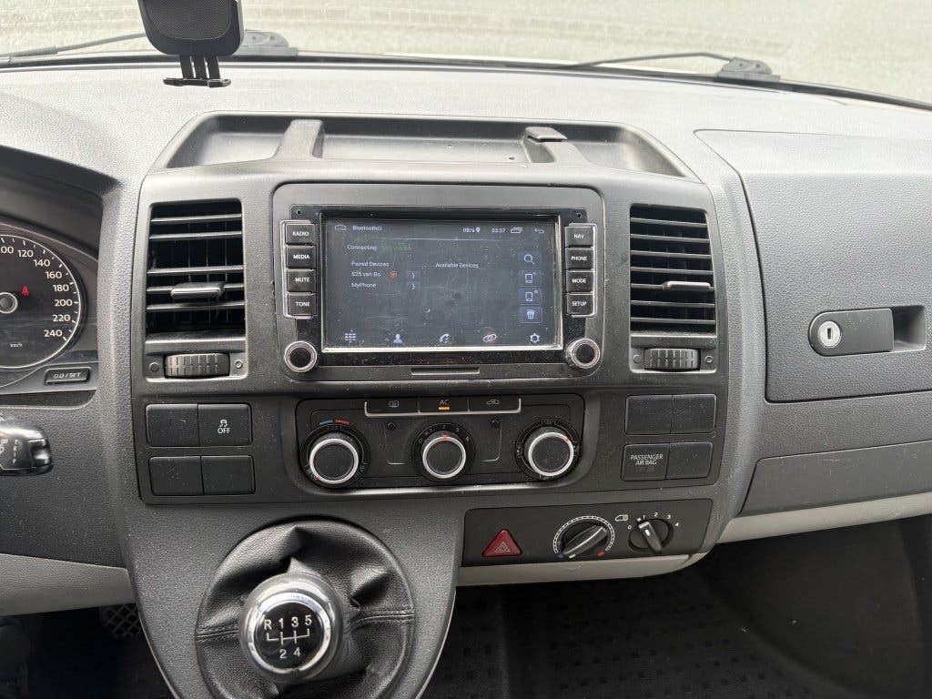 Volkswagen Transporter Kombi 2.0 TDI foto 12